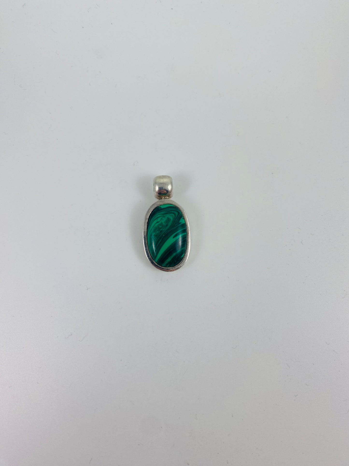 Sterling Silver Pendant Oval Malachite Stone